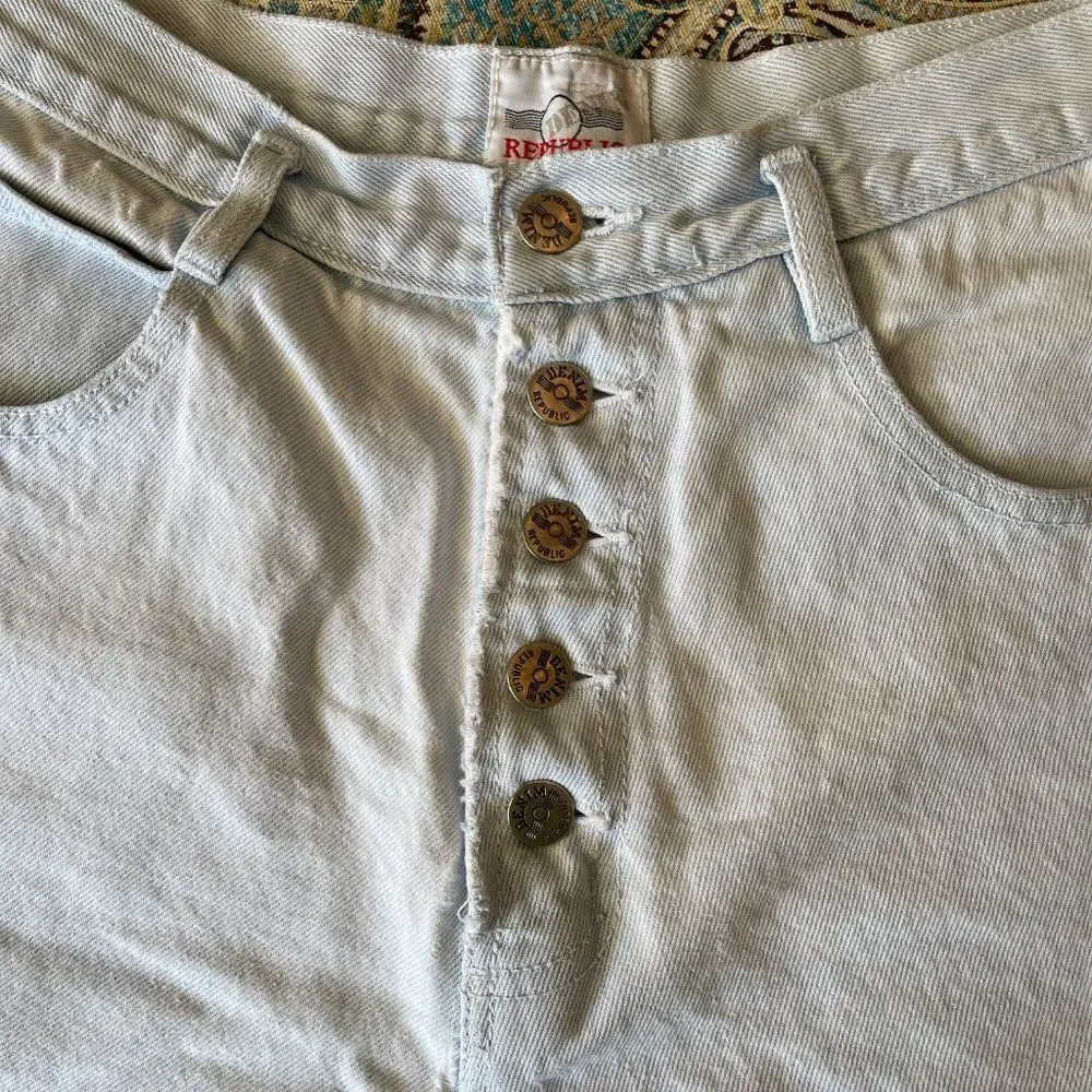 Republic Denim High Rise Button Fly Shorts Light Wash Baggy Vintage 90s 11 12